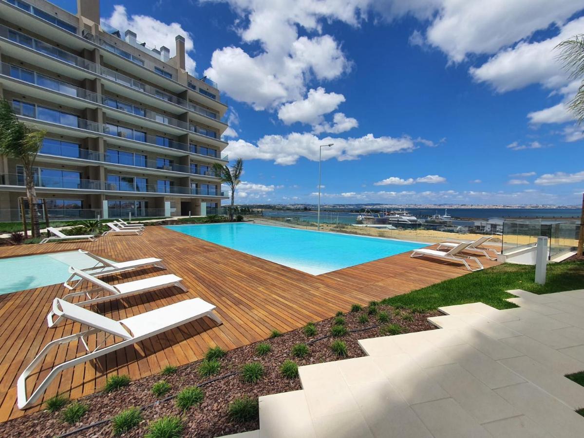 세이살 Luxury River View House 아파트 외부 사진